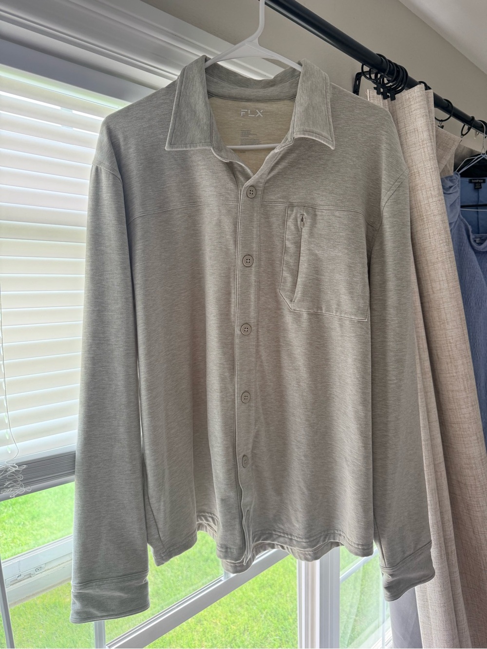 FLX Men’s Casual Button-Down Shirt in Light Gray